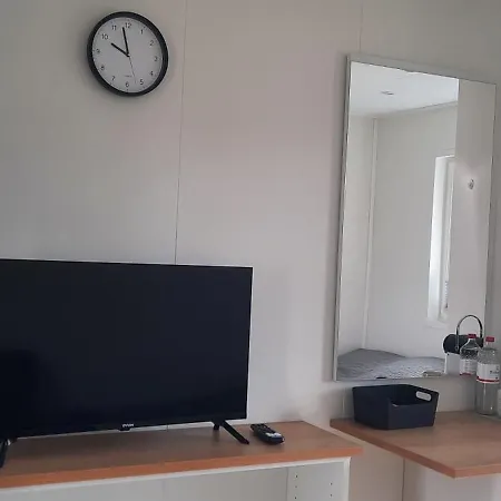 Surf Shack 3 - Am Strand, Parkplatz, Wlan, Kiten, Surfen, Chillen Im Gemeinschaftsgarten, Naturstrand, Restaurants Und Geschaefte In 5 Minuten Erreichbar, Lockere Atmosphaere Dahme (Schleswig-Holstein)