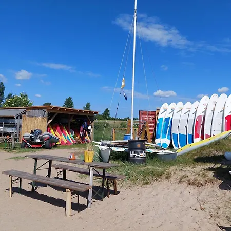 펜션 Surf Shack 3 - Am Strand, Parkplatz, Wlan, Kiten, Surfen, Chillen Im Gemeinschaftsgarten, Naturstrand, Restaurants Und Geschaefte In 5 Minuten Erreichbar, Lockere Atmosphaere 다메